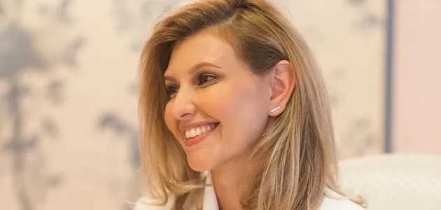 Зеленская появилась на публике в элегантном белоснежном образе