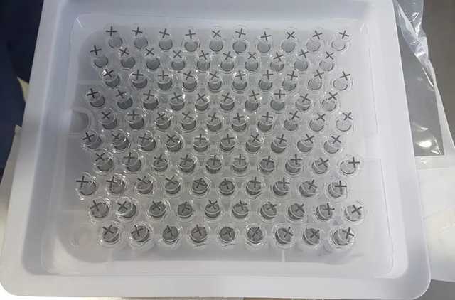 В Китае и ЮАР Интерпол нашел тысячи поддельных вакцин от COVID-19