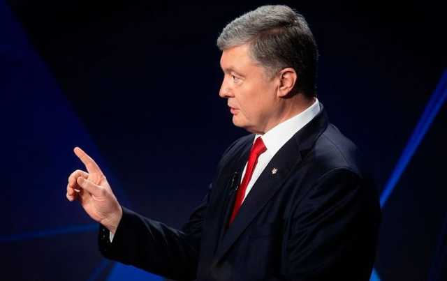 Порошенко призвал правоохранительные органы привлечь Коломойского к ответственности