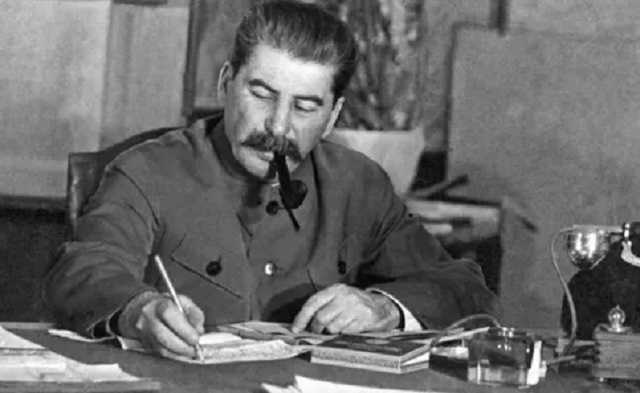 Сталин умер. А мне то что?