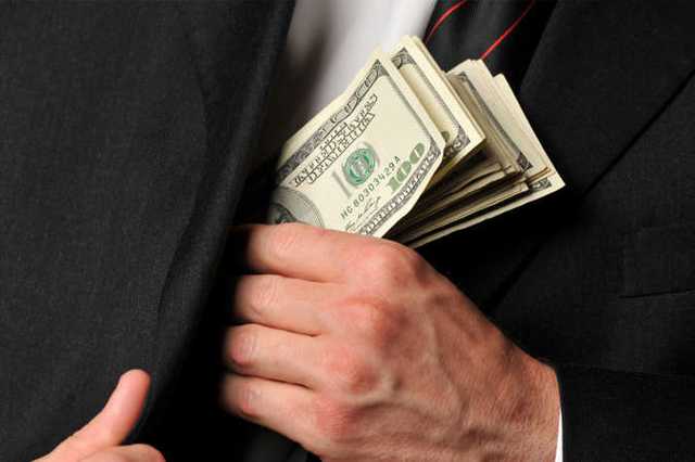 Бойко: Українці не повинні платити налоги злодіям і корупціонерам