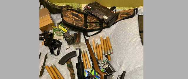 В Днепре мужчина ради развлечения устроил стрельбу с балкона