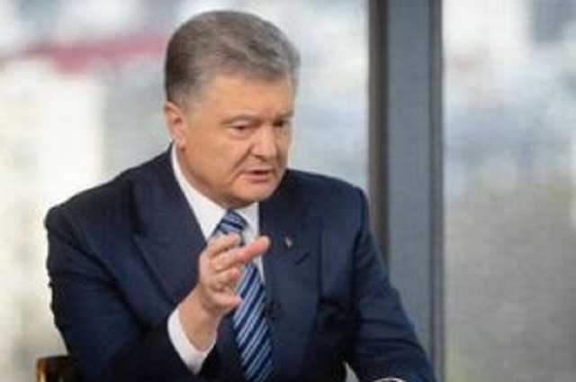 Порошенко - Зеленскому: Предъявляйте обвинение Коломойскому и возвращайте деньги