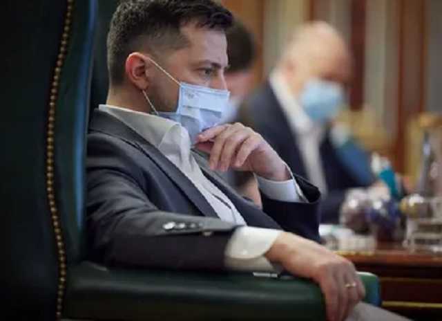 Первая прививка от COVID-19 снижает вероятность заражения на 76%, – Зеленский