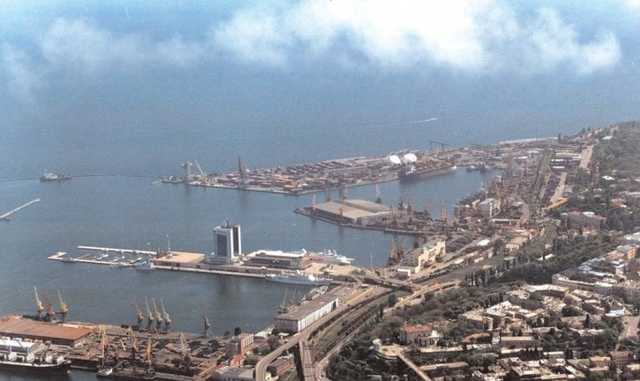 Часть помещений Одесского морпорта отдали в аренду за 16 тысяч гривен