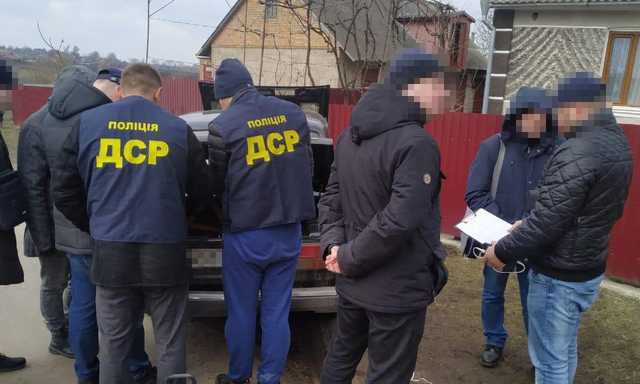 На Волині затримали на хабарі інспекторів фіскальної та податкової служб