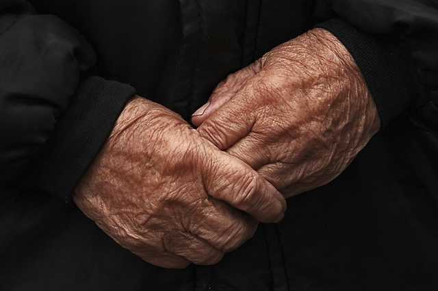 На Буковині 46-річного чоловіка судитимуть за безжальне вбивство матері