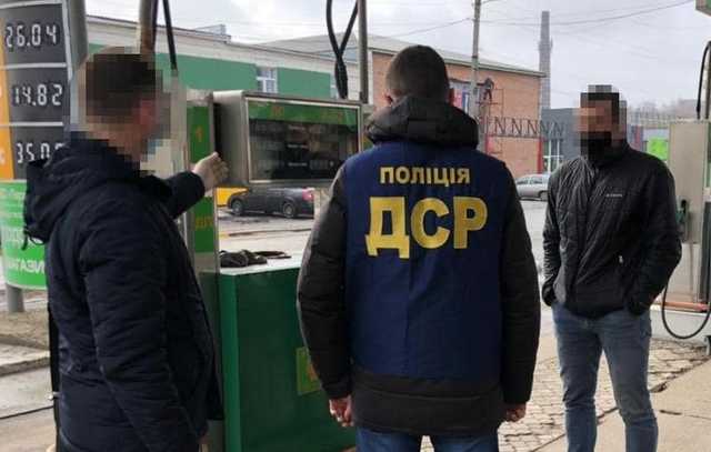 В Полтавской области раскрыли группу, которая воровала газ из трубопровода