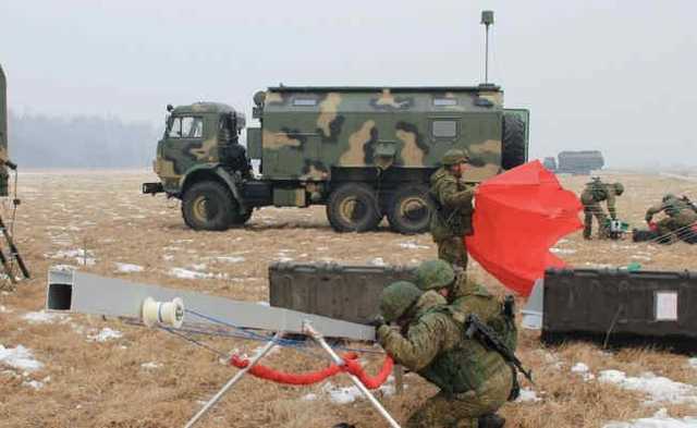 Армія РФ тренується захоплювати міста через психологічні SMS-атаки, – ЗМІ