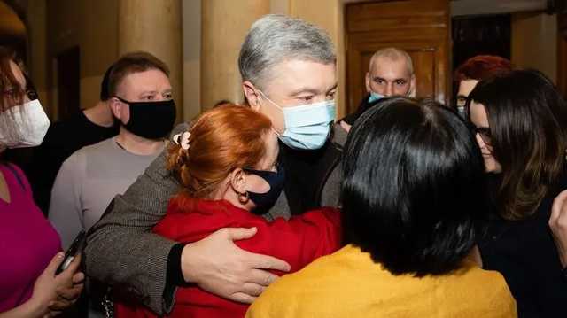 В марте Порошенко оплатил коммуналку на сумму почти в 180 тысяч гривен