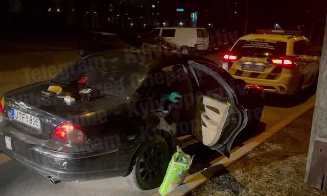 Дважды лишенный прав и с двумя детьми: в Киеве поймали нетрезвого водителя