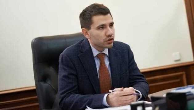 Обвиняемый в коррупции экс-чиновник Павел Барбул продолжает добиваться блокировки онлайн-СМИ