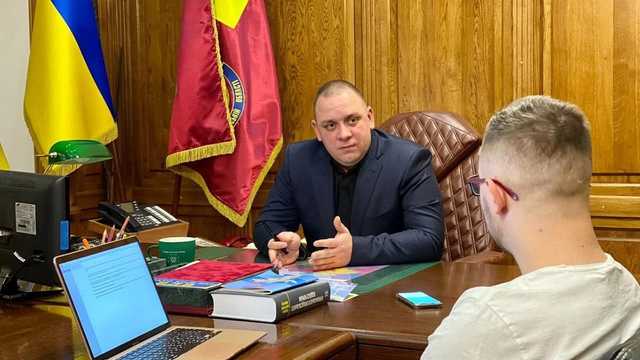 Жене главе харьковского СБУ подарили 1,4 миллиона гривен: появилась его декларация