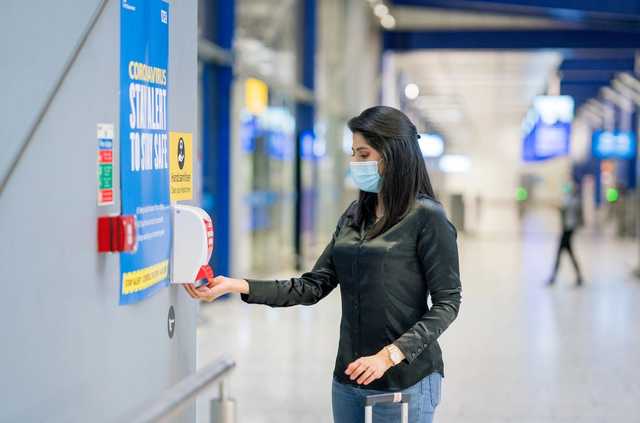 Кулеба: Повноцінних туристичних поїздок для українців не буде до кінця вакцинації