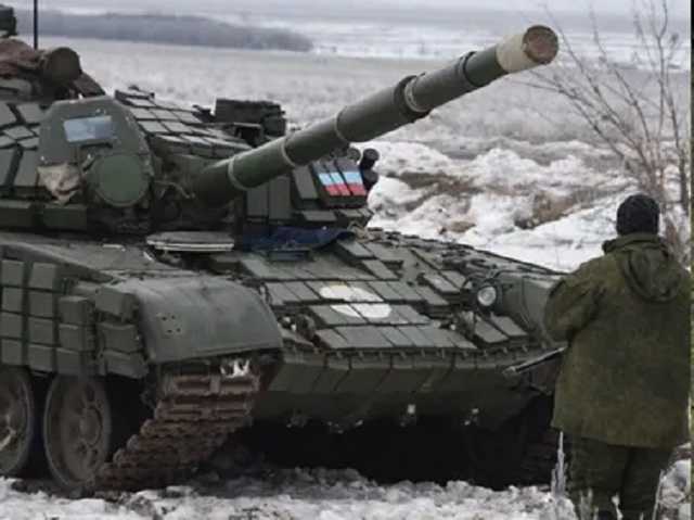 Россия стягивает войска к границе с Украиной: эксперт спрогнозировал дату возможного наступления