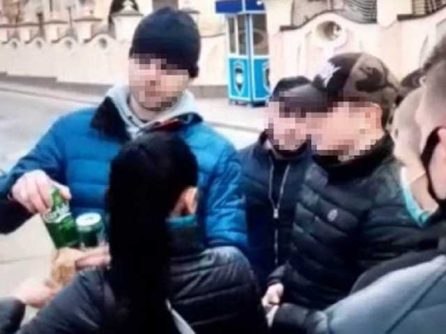 «Общественные активисты», избившие парня в центре Киева, оказались гражданами России