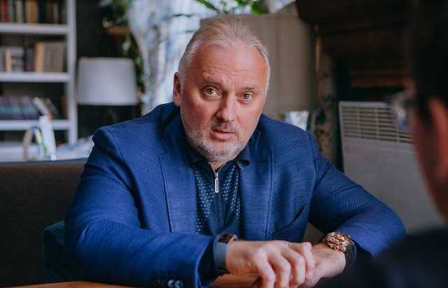 Рейдерская группа экс-нардепа Вадима Нестеренко захватила очередное агропредприятие в Днепропетровской области