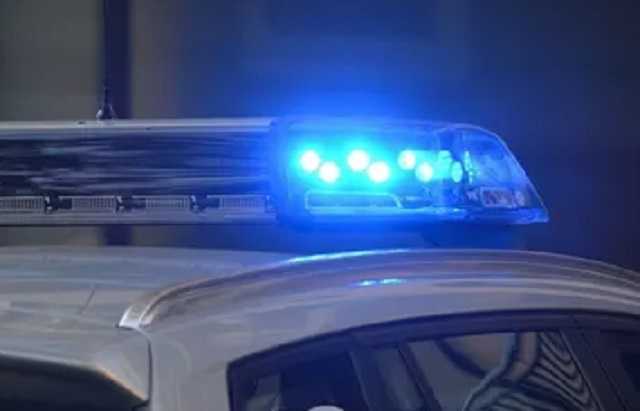 Под Кривым Рогом электричка снесла авто полиции