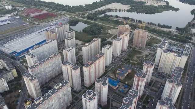 В КГГА определили застройщика, который займется недостроями "Аркады"