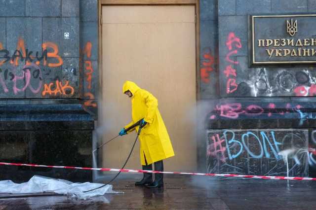 Ремонт Офиса президента после акции на Банковой обойдется в 1,6 млн гривен