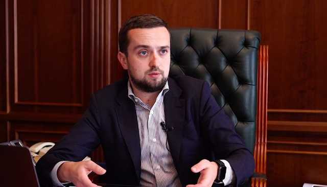 Замглавы Офиса президента рассказал, где взял деньги на дом за $200 тысяч