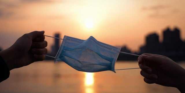 Ученые выяснили, как солнце влияет на смертность от коронавируса