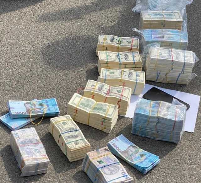 Требовали 700 тысяч долларов: спецоперация с задержанием в Харькове