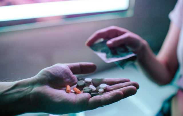 В Киеве поймали медработника Киевского СИЗО на сбыте наркотиков заключенным