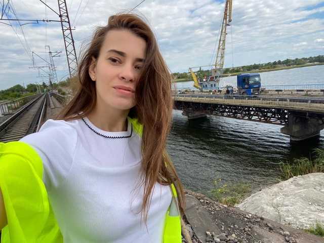 Ню-модель з Дніпра Мінюкова брала участь в засіданні Нацради реформ