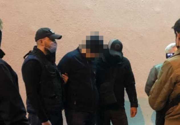 В Киеве чиновника Миграционной службы задержали на взятках за легализацию иностранцев в Украине