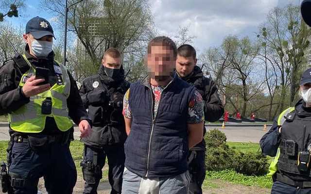У Києві затримано невідомого, який стріляв у працівників ремонтної бригади
