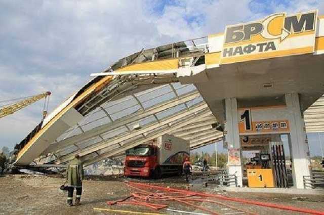 В пробах бензина сети АЗС БРСМ Нафта нашли опасные токсичные вещества