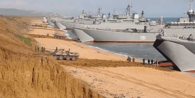 "Русские идут обратно": в РФ показали, как отводят войска из оккупированного Крыма