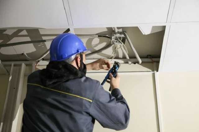 Восемь гривен за киловатт: просчитано подорожание света до 2023 года