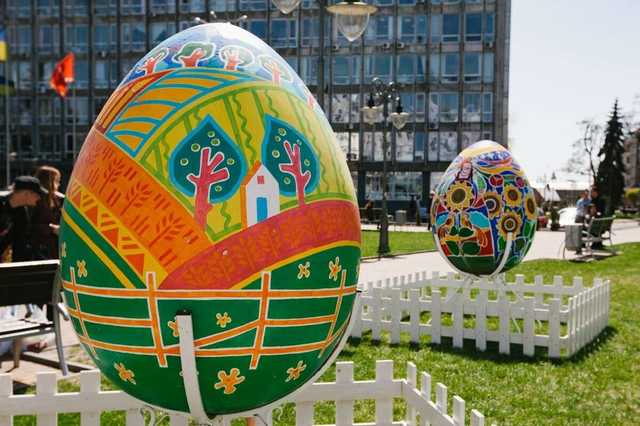 В Виннице на Пасху поставят 20 гигантских писанок