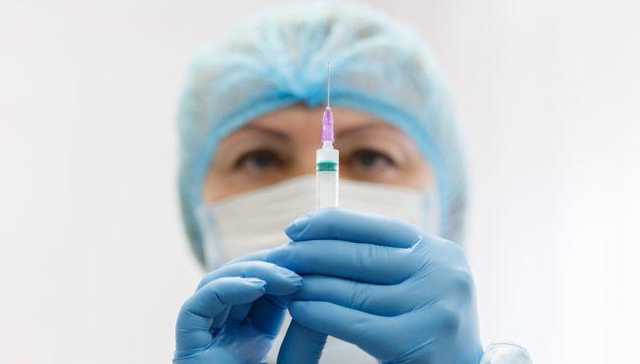 Минздрав зарезервировал 15 тысяч доз препарата AstraZeneca для повторной вакцинации