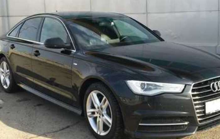 Митрополит Епифаний рассказал, на каком авто ездит