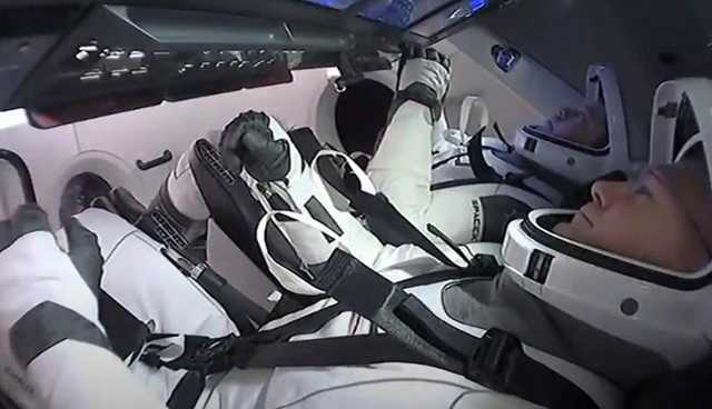 Корабль Crew Dragon-1 с астронавтами приводнился в Мексиканском заливе