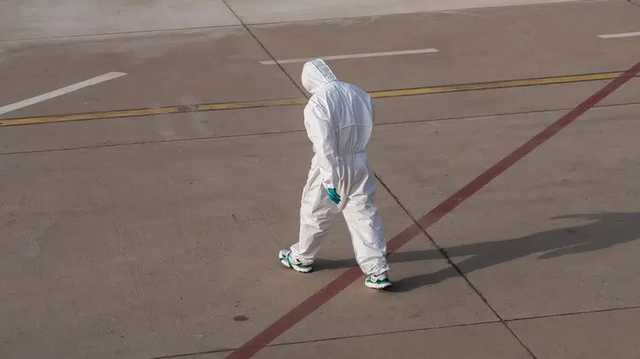 Во Франции начали смягчать карантин