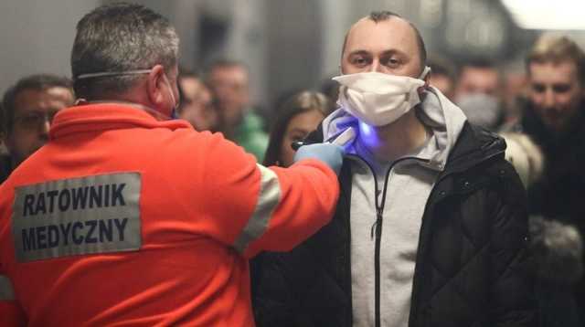 В Польше начали ослаблять карантин