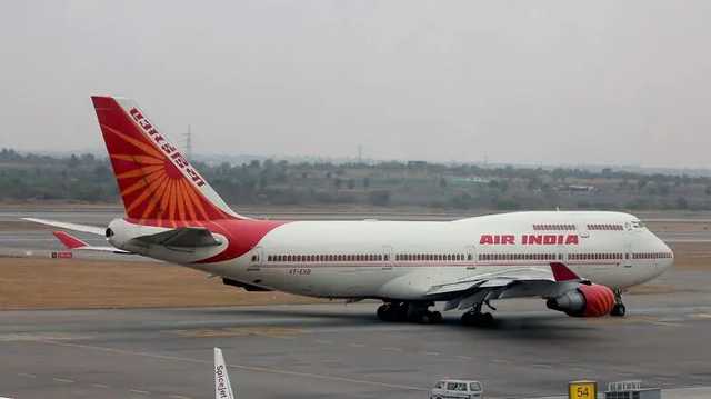 В Индии пилоты отказываются летать без прививки от коронавируса