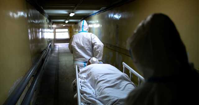 Смертность от COVID-19 в России в 5 раз превышает официальную