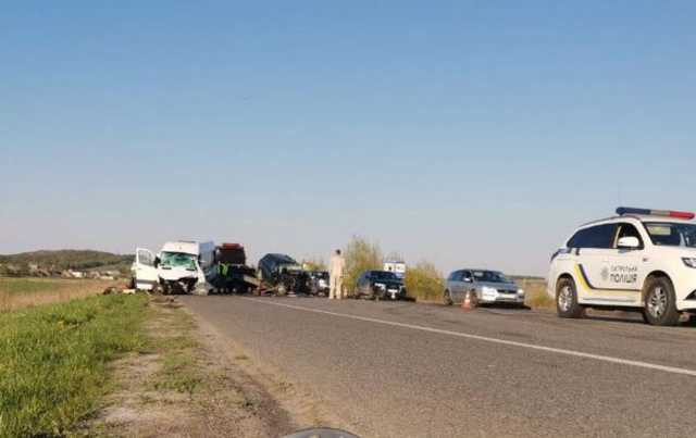 Смертельное ДТП на трассе Киев-Чоп: число жертв возросло