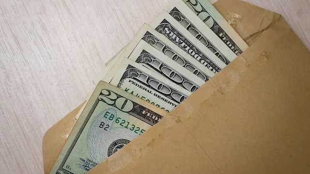 В селе под Одессой поймали на взятке капитана полиции