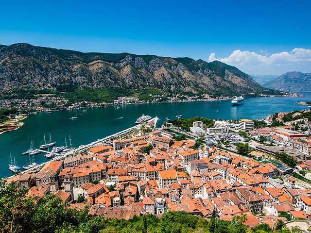 Черногория ослабляет карантин: какие требования отменяются