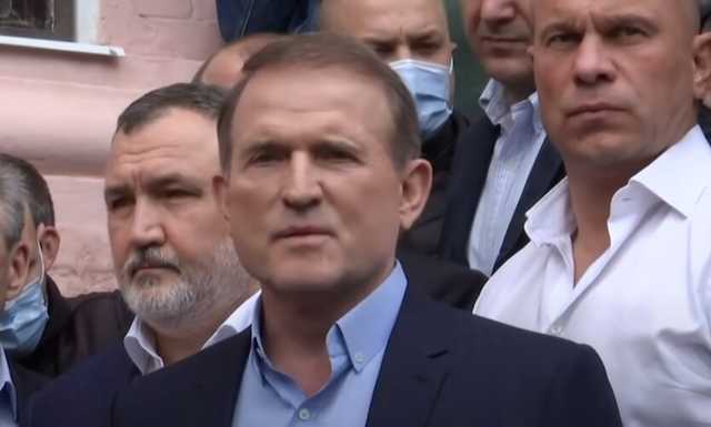 Пока “карают” Медведчука, его соратника Макарова пытаются подсунуть Урускому