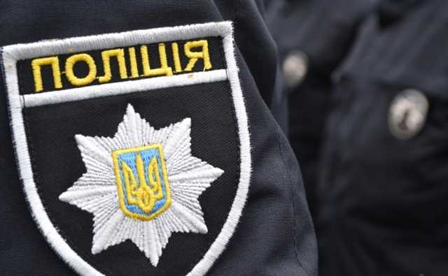 В Чернигове полицейские застрелили мужчину, угрожавшего им ножами