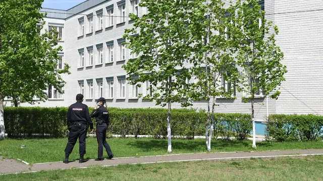 В Казани спустя четыре дня после теракта "заминировали" пятнадцать школ