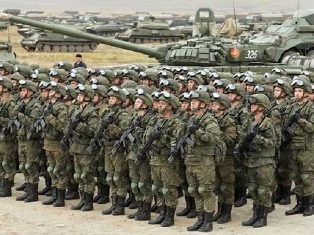 Армия России на границе с Украиной: в МИД заявили, что критическая ситуация сохраняется