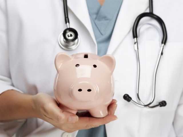 75% украинцев поддерживают введение страховой медицины, - опрос "Рейтинга"